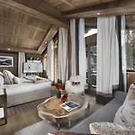 Hotel Barrière Les Neiges 5*