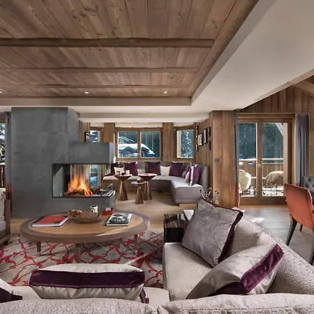 Hotel Barrière Les Neiges
